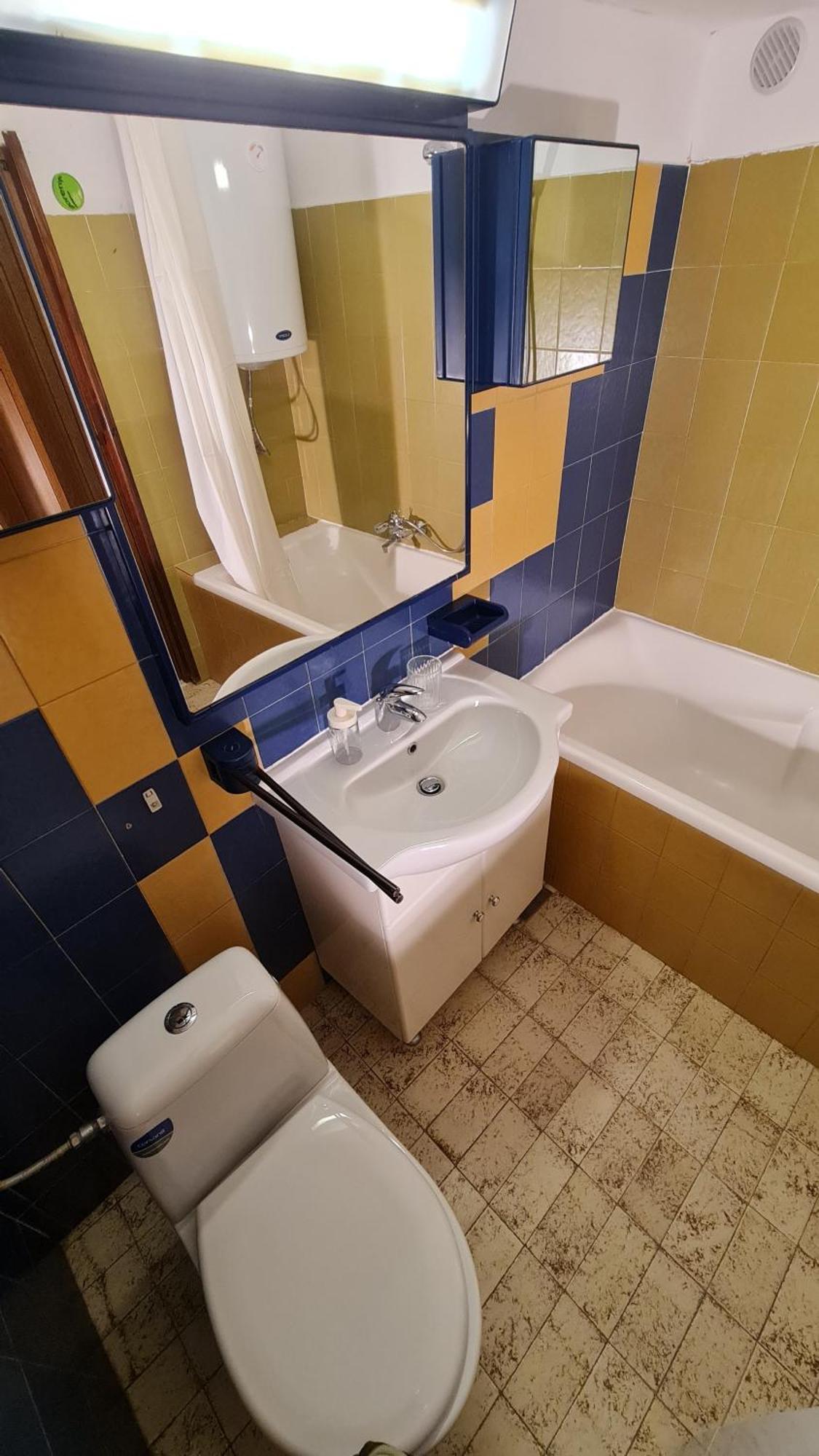 Plutus Apartments And Rooms With Free Parking Копер Экстерьер фото